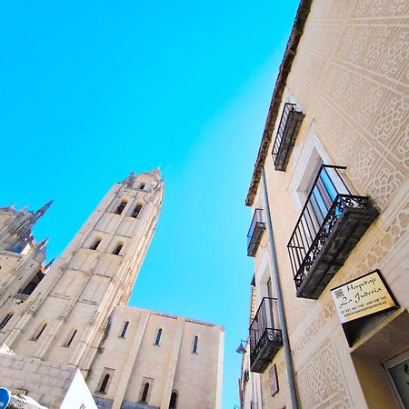 Hospedaje La Juderia Segovia Bagian luar foto