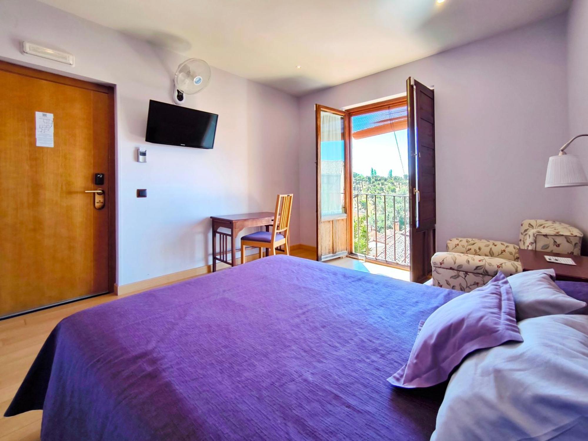 Hospedaje La Juderia Segovia Bagian luar foto