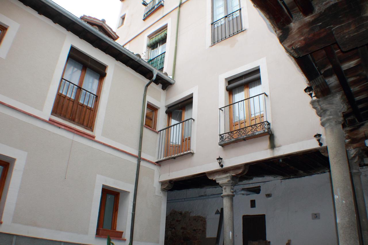 Hospedaje La Juderia Segovia Bagian luar foto